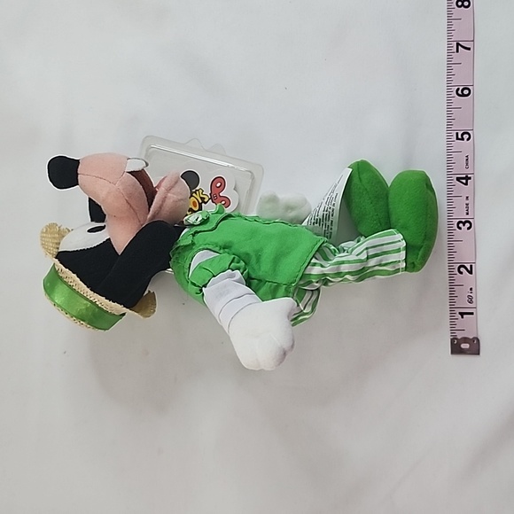 NWT Disney Quartet Goofy Plush Beanie - Picture 5 of 9
